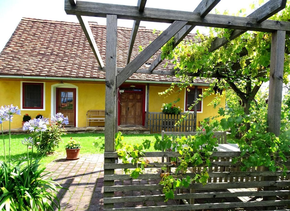Landlust-Ferienhaus Am Rosenhof Hartberg Buitenkant foto